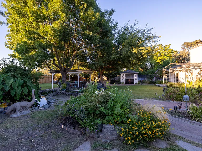 1989 Claimstake Ct — Photo 8