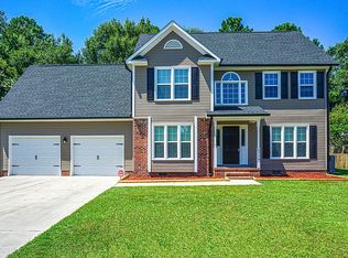 6716 Foxberry Rd, Fayetteville, NC 28314