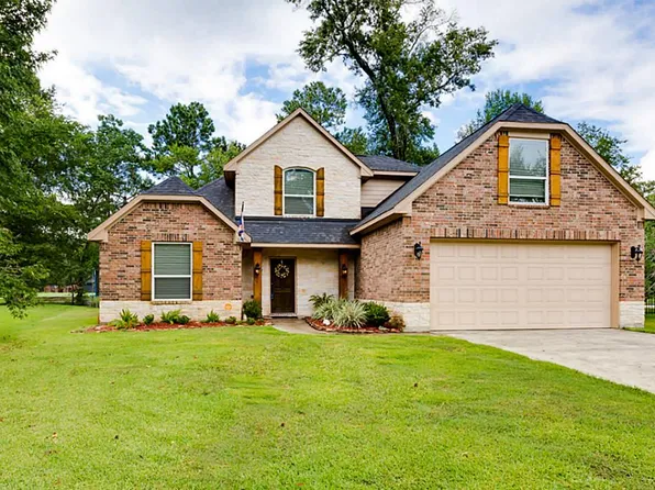 1922 Shark Ct, Crosby, TX 77532