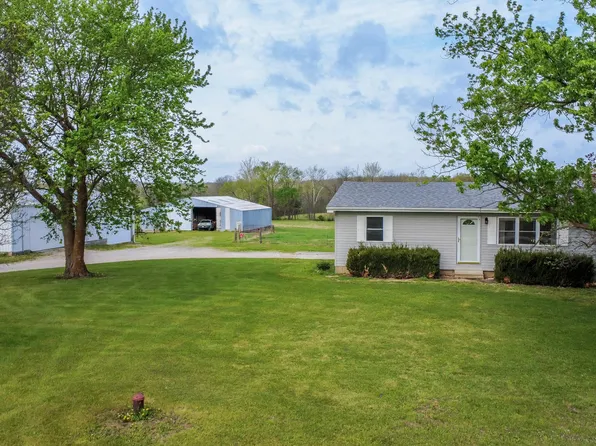 10269 County Road 471, Tebbetts, MO 65080