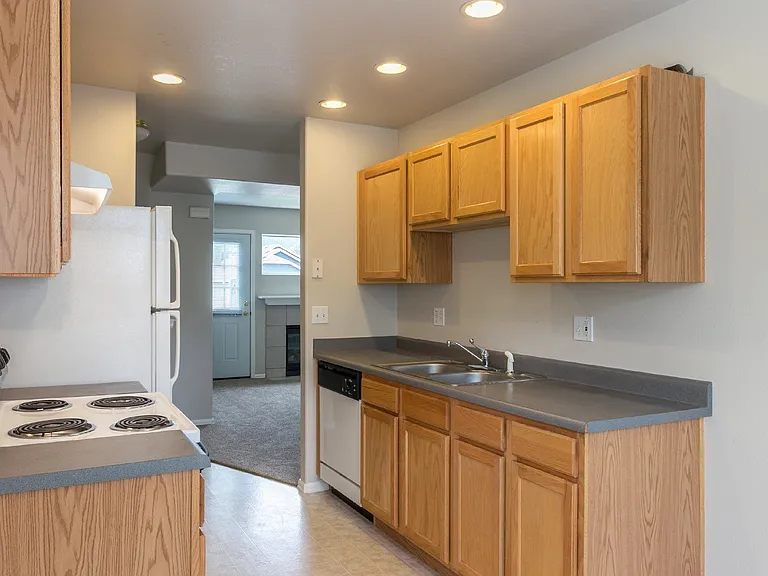 56 Vale Cir — Photo 26