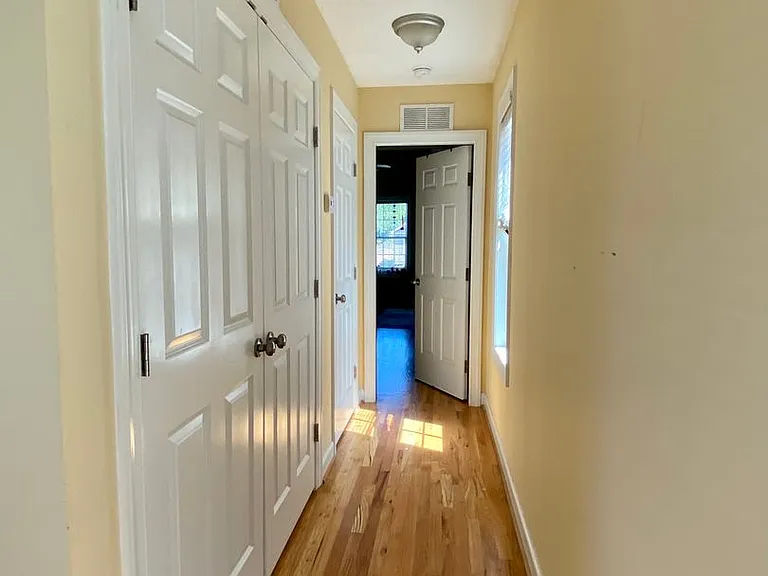 3925 Lexington Dr — Photo 12