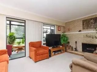 420 Linden Ave #302, Victoria, BC V8V4G3