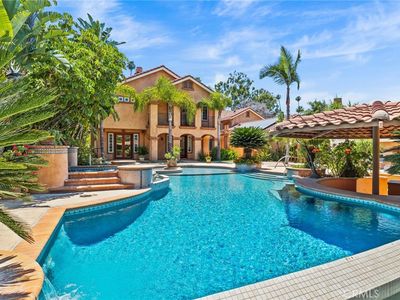 805 E Chase Dr, Corona, CA, 92881