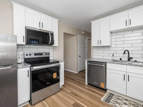 3526 West Glendale AVENUE, Milwaukee, WI 53209