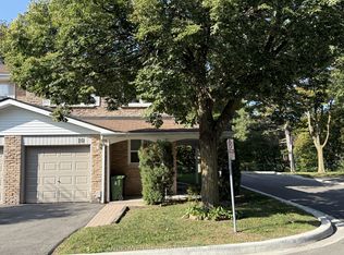 55 Brimwood Blvd #10, Toronto, ON M1V1E4