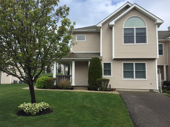 2402 Cedar Path
