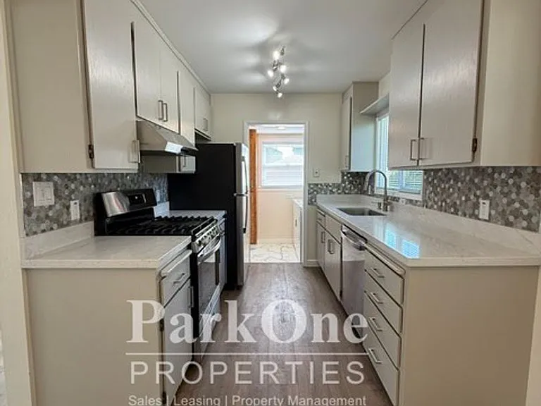 1151-1153 Marin Ave #984 — Photo 3