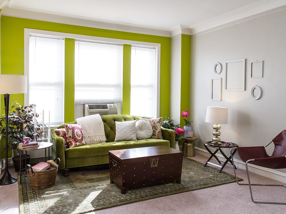Dining/Living room