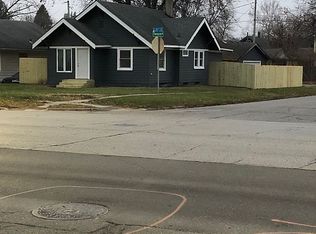 2020 E 14th St, Des Moines, IA 50316