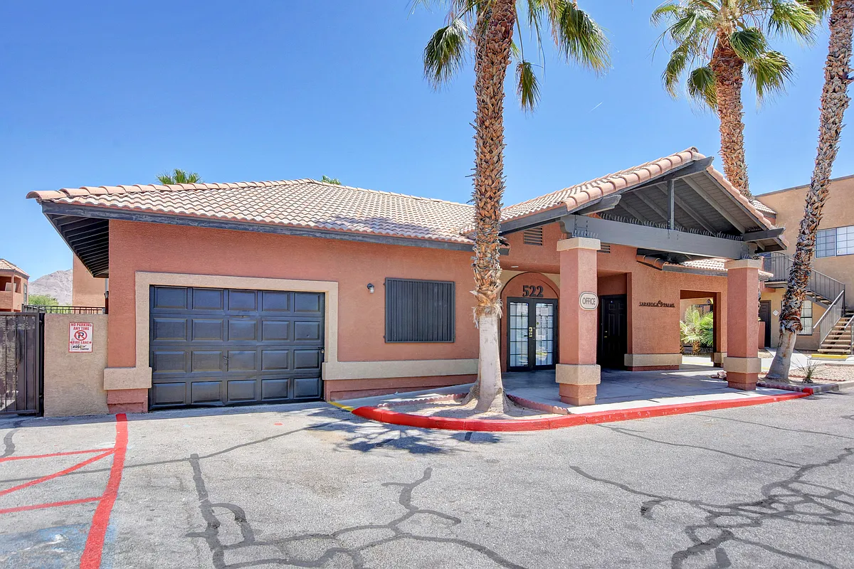 Building Photo - Saratoga Palms