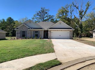 205 Vision Cv, Canton, MS 39046