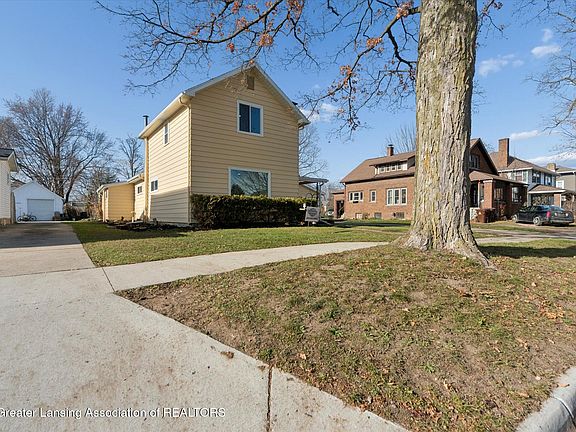 2nd image of 815 5th Ave