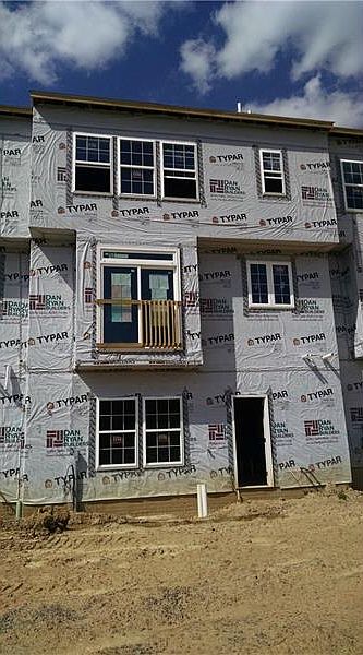 2nd image of 203 Eagle Dr