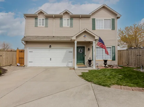 768 Pine Lake Dr, Greenwood, IN 46143