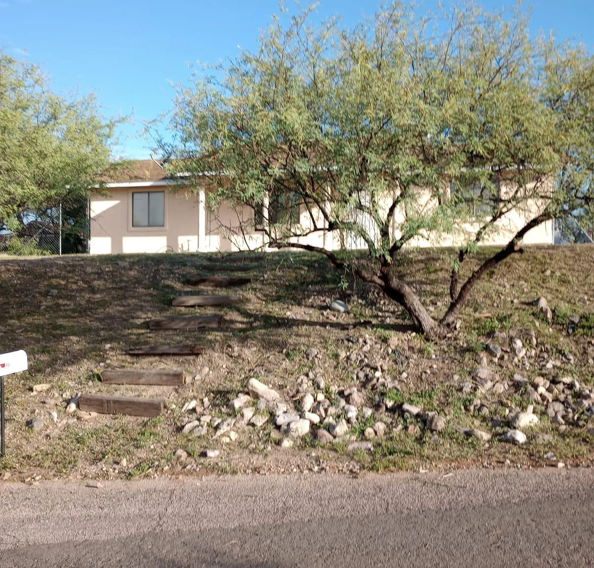 596 Camino Kansas — Photo 2
