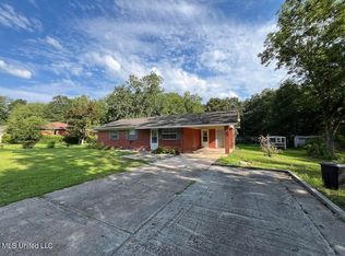 940 Clubhouse Dr, Wiggins, MS 39577