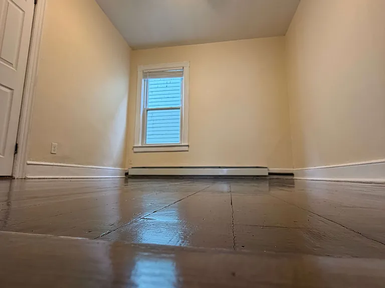 10 Fuller Ave #2 — Photo 2