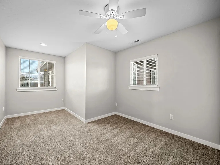 4980 W Targee St — Photo 19