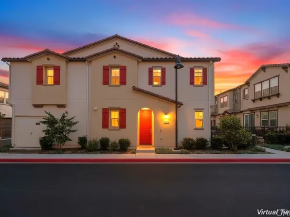 10325 Graphite St, Spring Valley, CA 91977