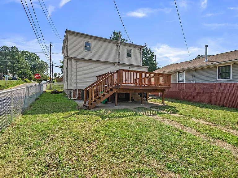 138 Maryland Park Dr — Photo 39