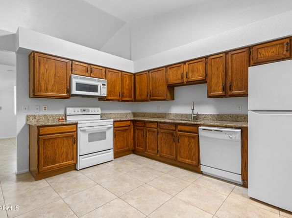 5136 E Evergreen St UNIT 1105