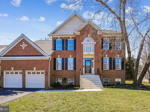 803 Melody Ct SE, Leesburg, VA 20175