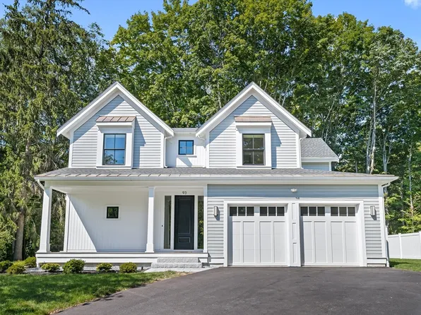 93 Seaver St, Wellesley, MA 02481