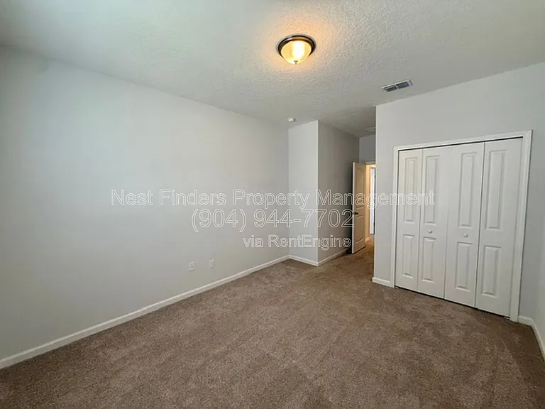 215 Pine Bluff Dr — Photo 19
