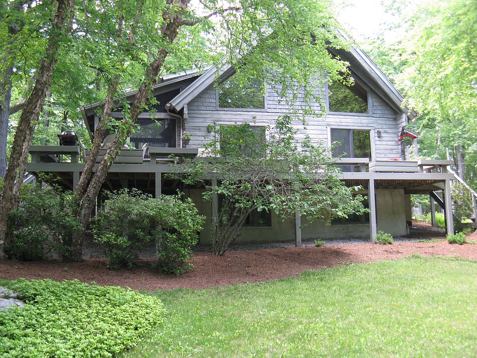 1st image of 15 Pugsley Pl