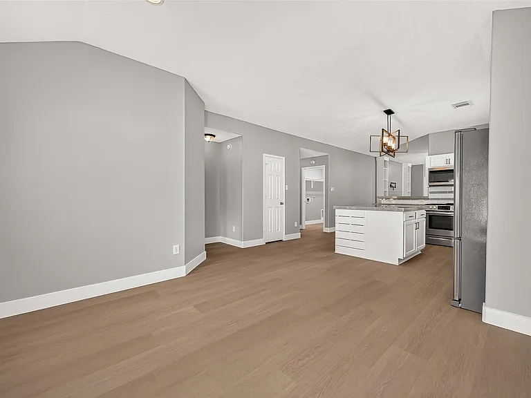 22210 Bellow Glen Dr — Photo 20