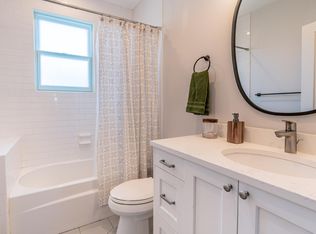 520 N Prairie Ave, Dallas, TX 75246