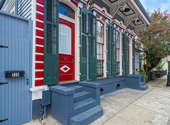 2nd image of 926 Dumaine St
