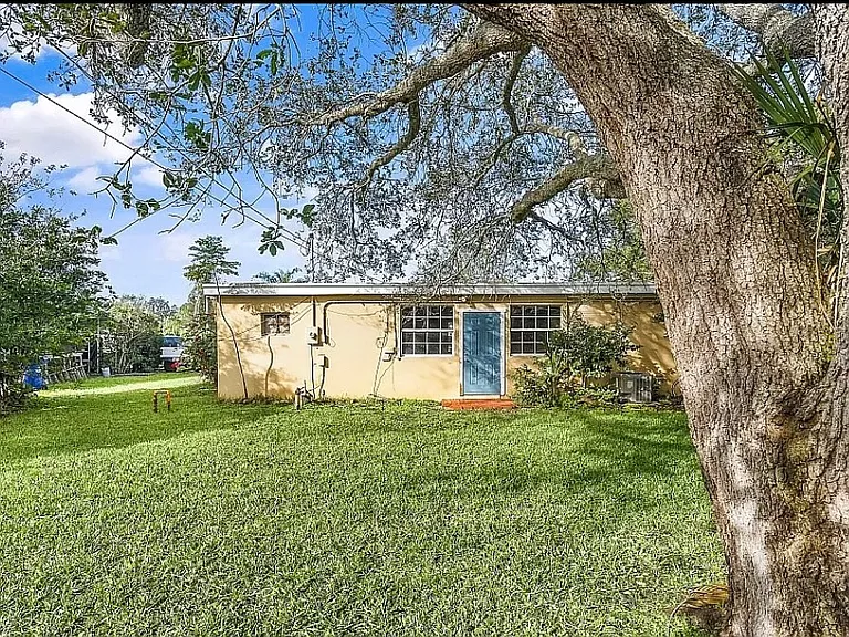 1855 48th Ave — Photo 31