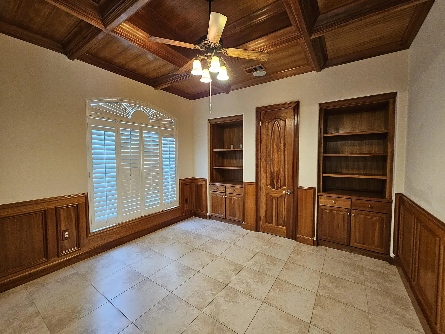4 bed, 3.0 bath, 3016 sqft, $2,375 — Photo 4