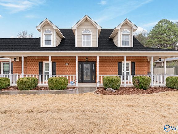 2nd image of 131 Castleton Dr