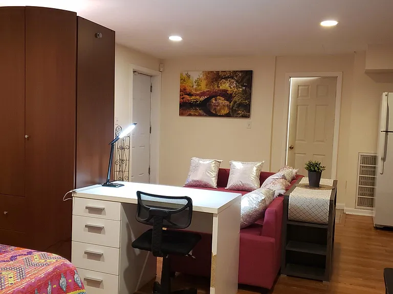 214 New York Ave #1 — Photo 4