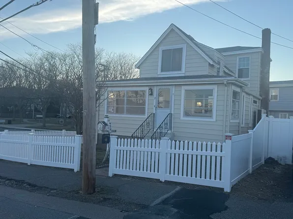 2 Sea Ave #1, Quincy, MA 02169