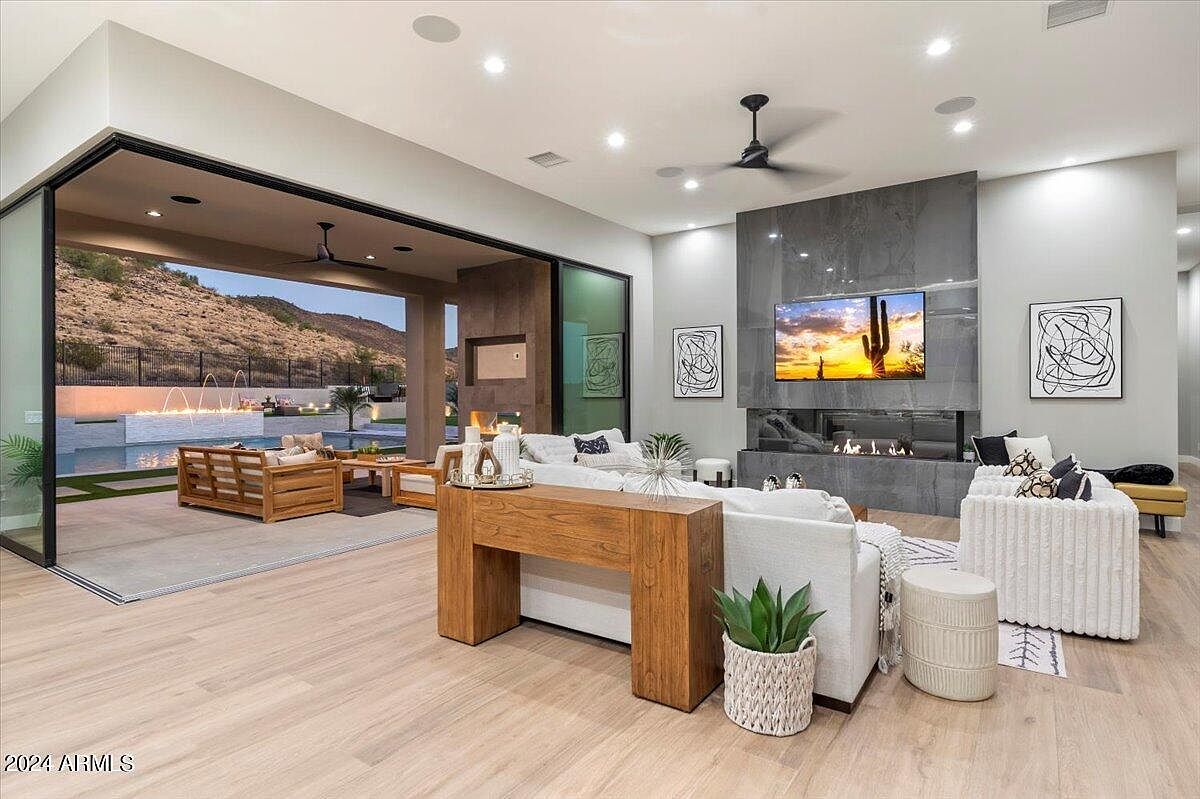 ドクターリビング 5635 E Lincoln Dr #6, Scottsdale, AZ 85253 | Zillow