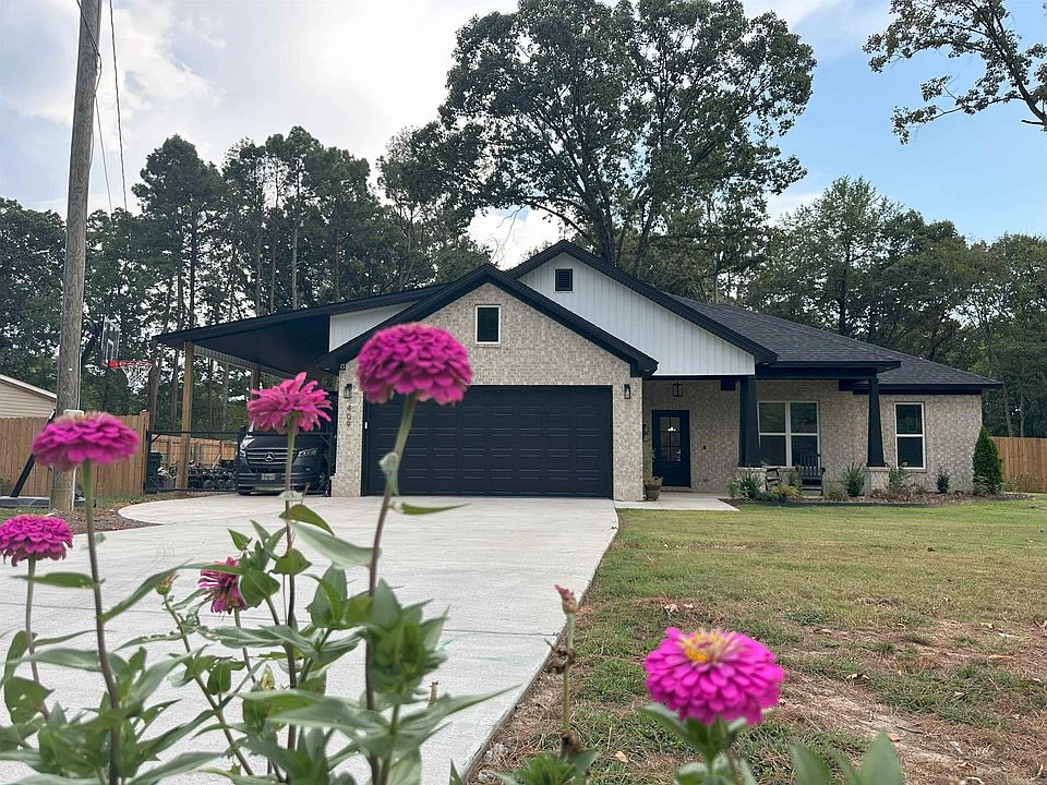 1st image of 409 Latimer Dr