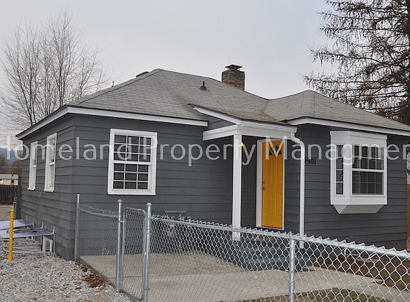 2nd image of 9901 N Whittier St #1