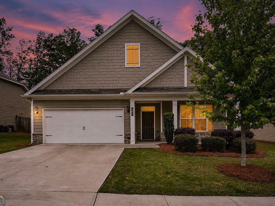 1st image of 151 Rolling Hills Pl