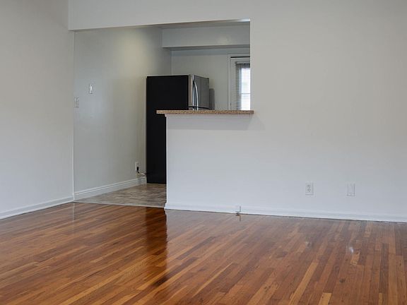 2nd image of 1338 Princeton St APT D