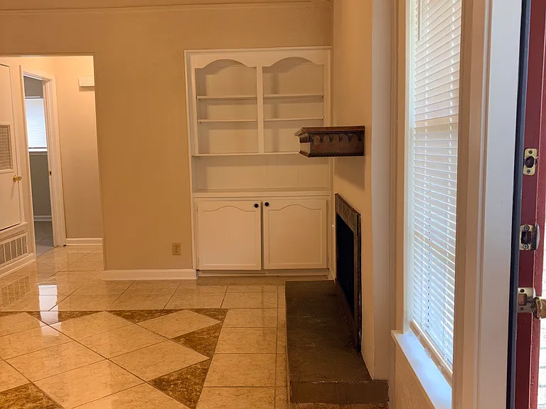4514 Temple Hl — Photo 29