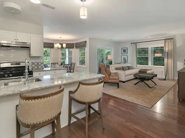 The Navesink Woods Apartments, 1027 State Highway 36 #1df5811a3, Atlantic Highlands, NJ 07716