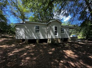 10491 Long Creek Hwy, Westminster, SC 29693