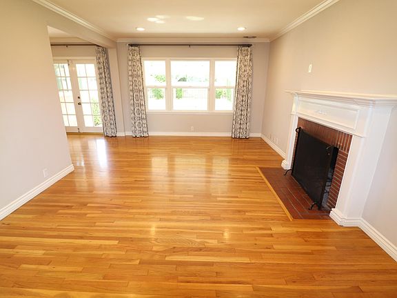 5th image of 5739 Agnes Ave