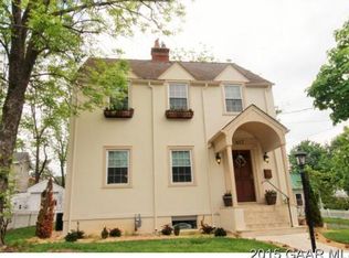 817 14th St, Waynesboro, VA 22980