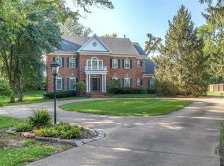 10510 Conway Rd, Saint Louis, MO 63131