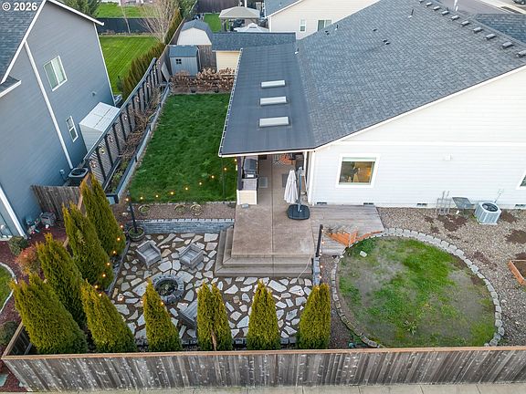 4th image of 6284 NE Barker St